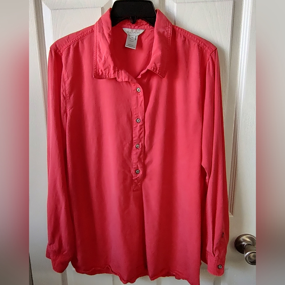 MULTIPLES Long Sleeve Blouse in Coral red size M